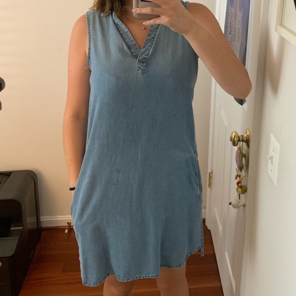 Chambray Shift Dress - Picture 4 of 5